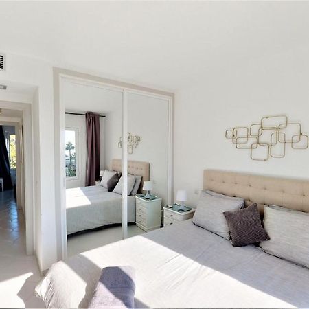 Top Floor Apartment - Amazing Sea View Sitio de Calahonda Exterior foto