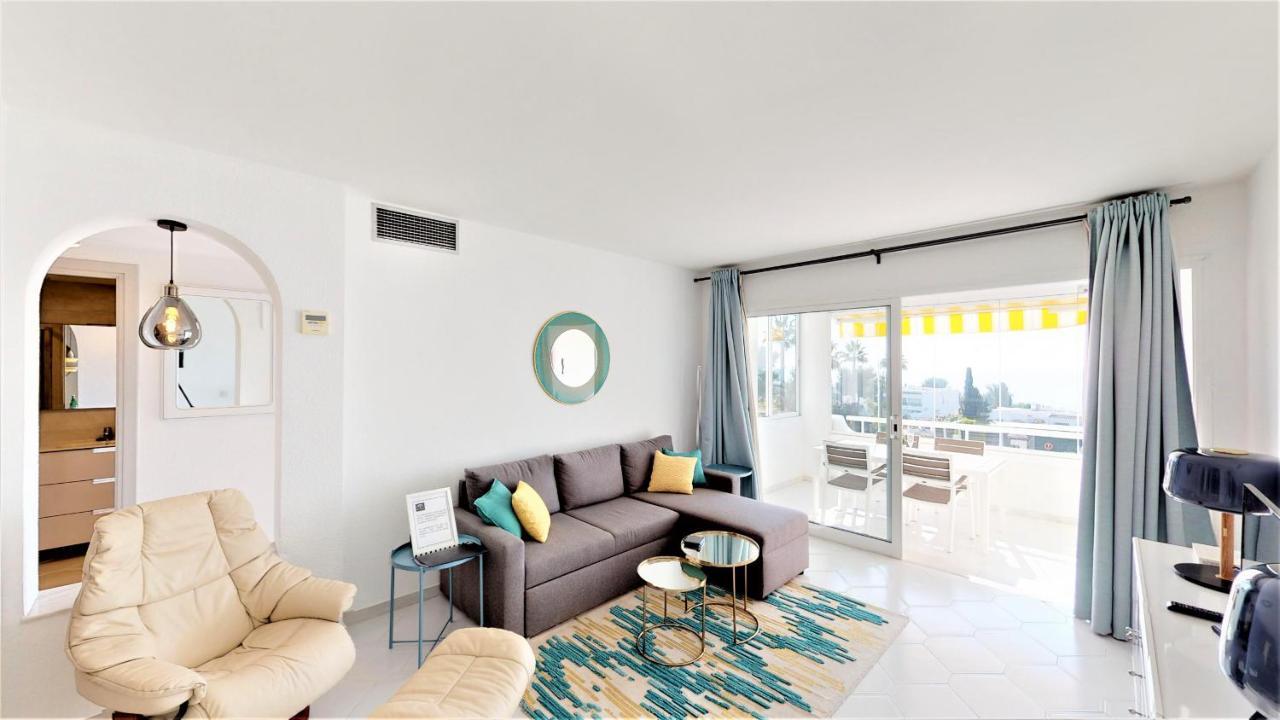 Top Floor Apartment - Amazing Sea View Sitio de Calahonda Exterior foto