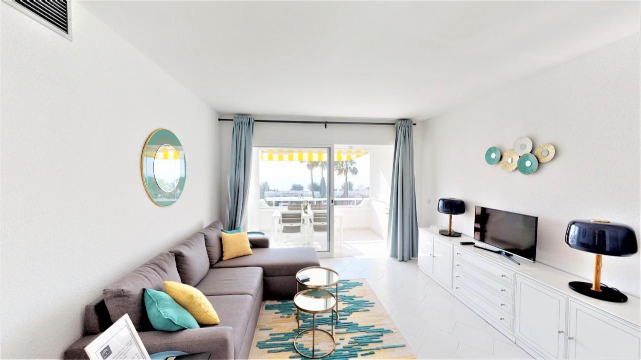 Top Floor Apartment - Amazing Sea View Sitio de Calahonda Exterior foto
