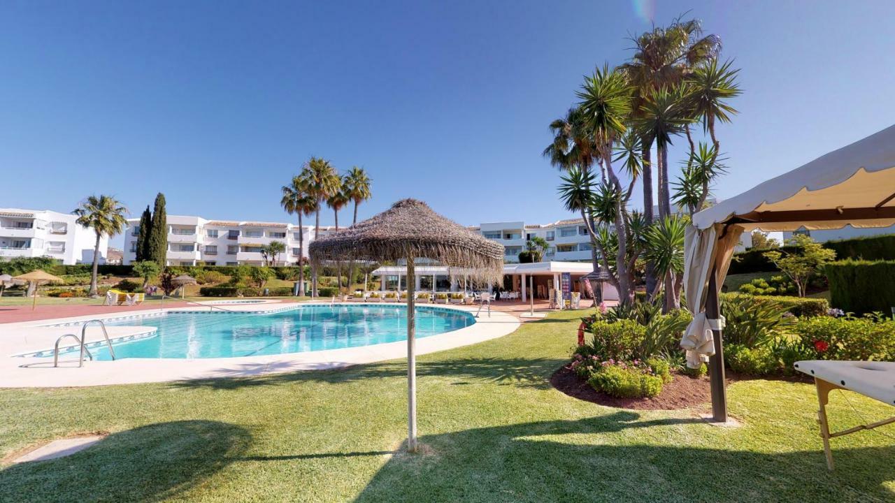 Top Floor Apartment - Amazing Sea View Sitio de Calahonda Exterior foto